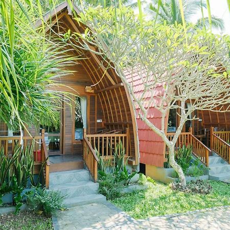 Adi Bungalow Nusa Penida Redpartner Ped Eksteriør billede
